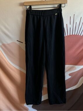 ST John Pants Women’s Size XP Knit Pull On Sport High Rise Luxury Santa Ana